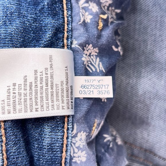 AE American Eagle Mom Jean Distressed Destroyed Mid Rise Stretch Denim Size 0 - Picture 13 of 13